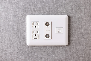 マルチメディアコンセント