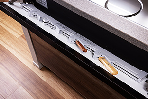 シンク前スイング包丁差し