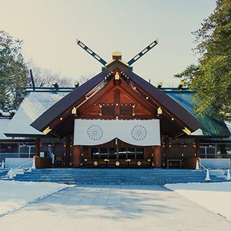 北海道神宮（車8分・約5.2km）