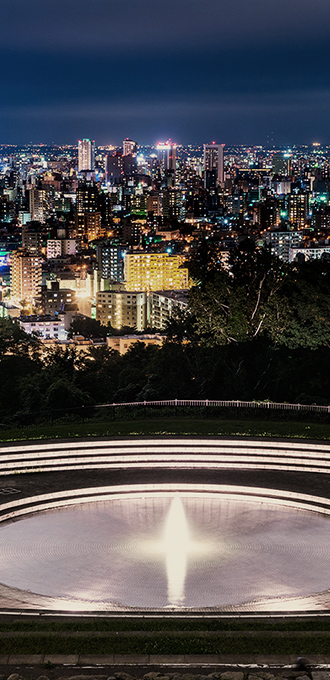 旭山記念公園（車12分・約7.7km）