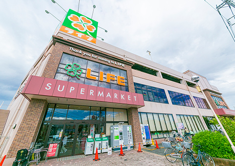 ライフ 子母口店