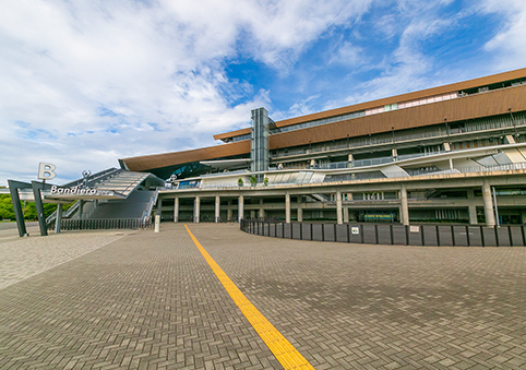 等々力陸上競技場