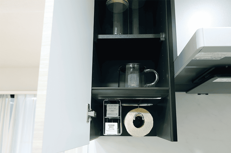 ストレージハンガー付き吊戸棚