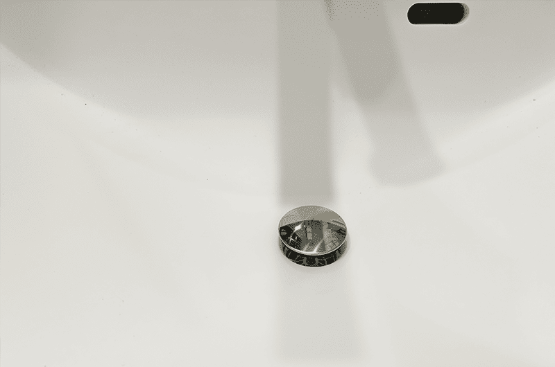 フランジレス排水口