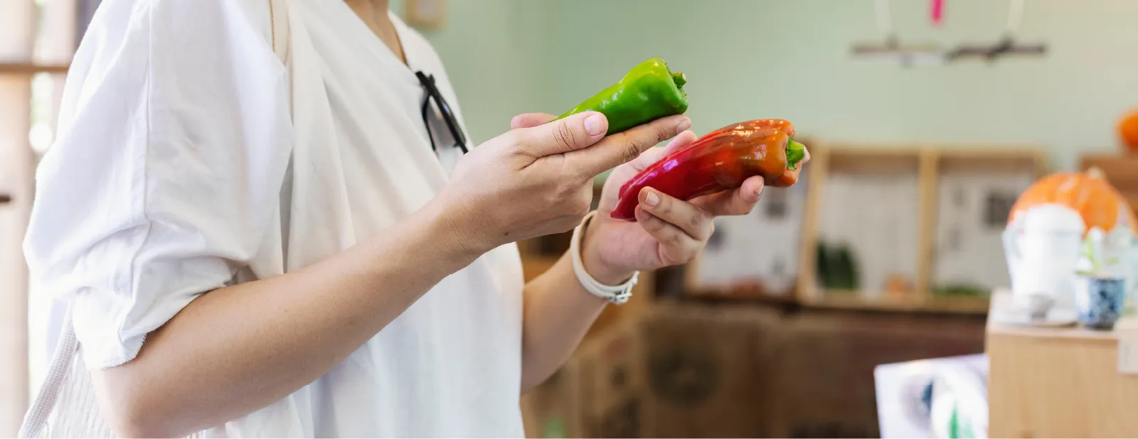 MAMA’S COMMENT image photo